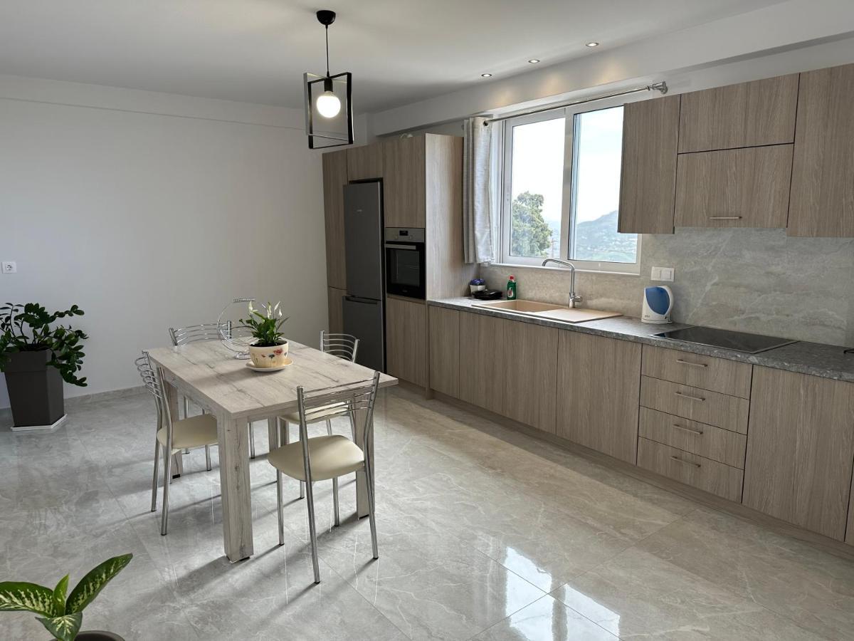 Angel Homes Plakiász Kültér fotó