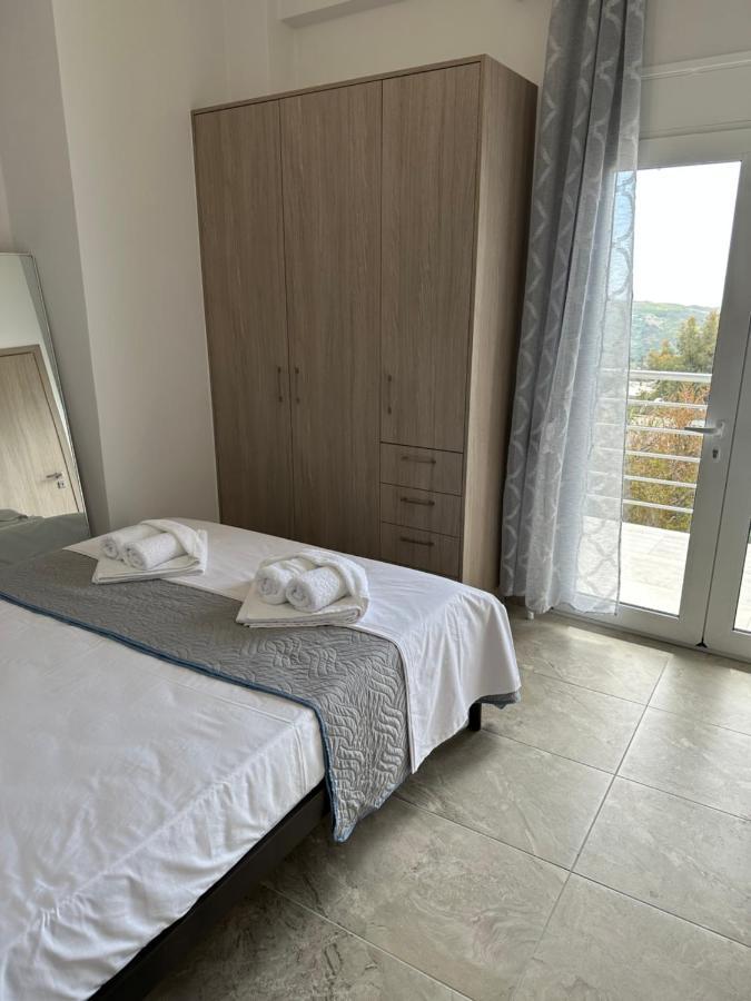 Angel Homes Plakiász Kültér fotó